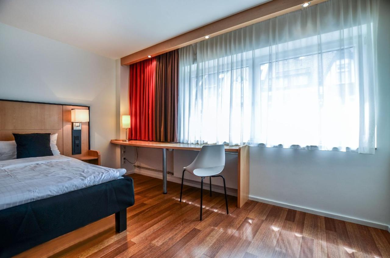 Stay Lev Hotel Leverkusen Exterior photo